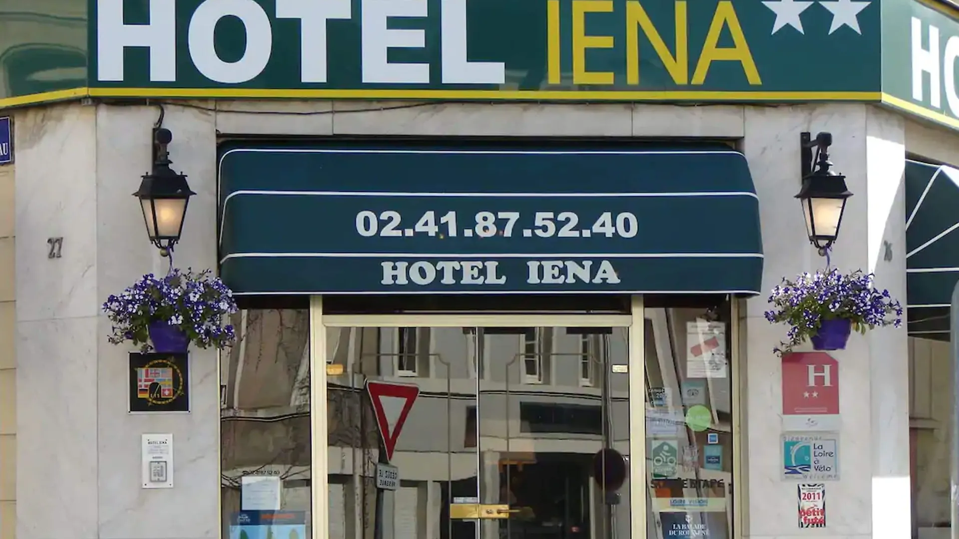 2 Hôtels Solo près du Centre d'Angers : Guide d'Achat